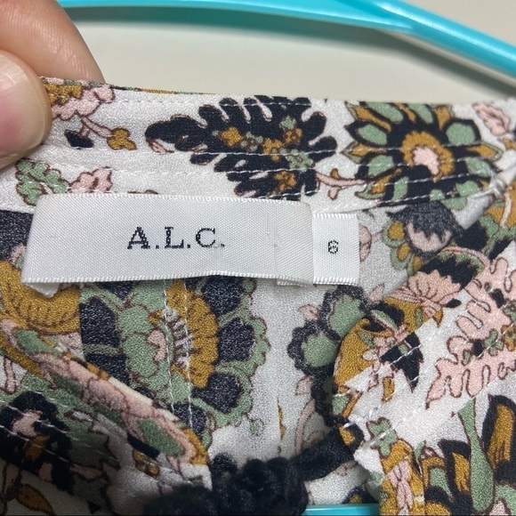 ALC Hari Silk Floral V-Neck Tassel Tie Blouse - Picture 4 of 8